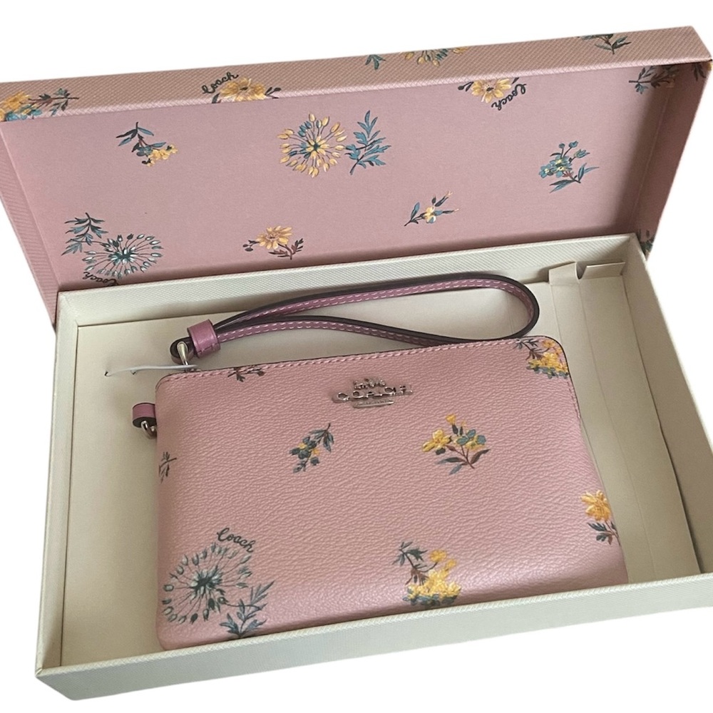 COACH Corner Zip Wristlet in Dandelion print with Coach gift box